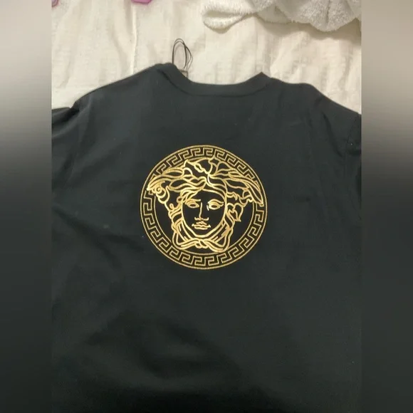 Fendi Fendace Logo Womens T-shirt
Black/Gold - Picture 4 of 14